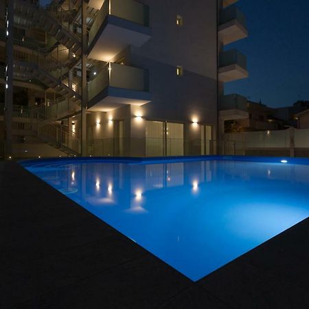 Residence Perla Verde Riccione Dış mekan fotoğraf