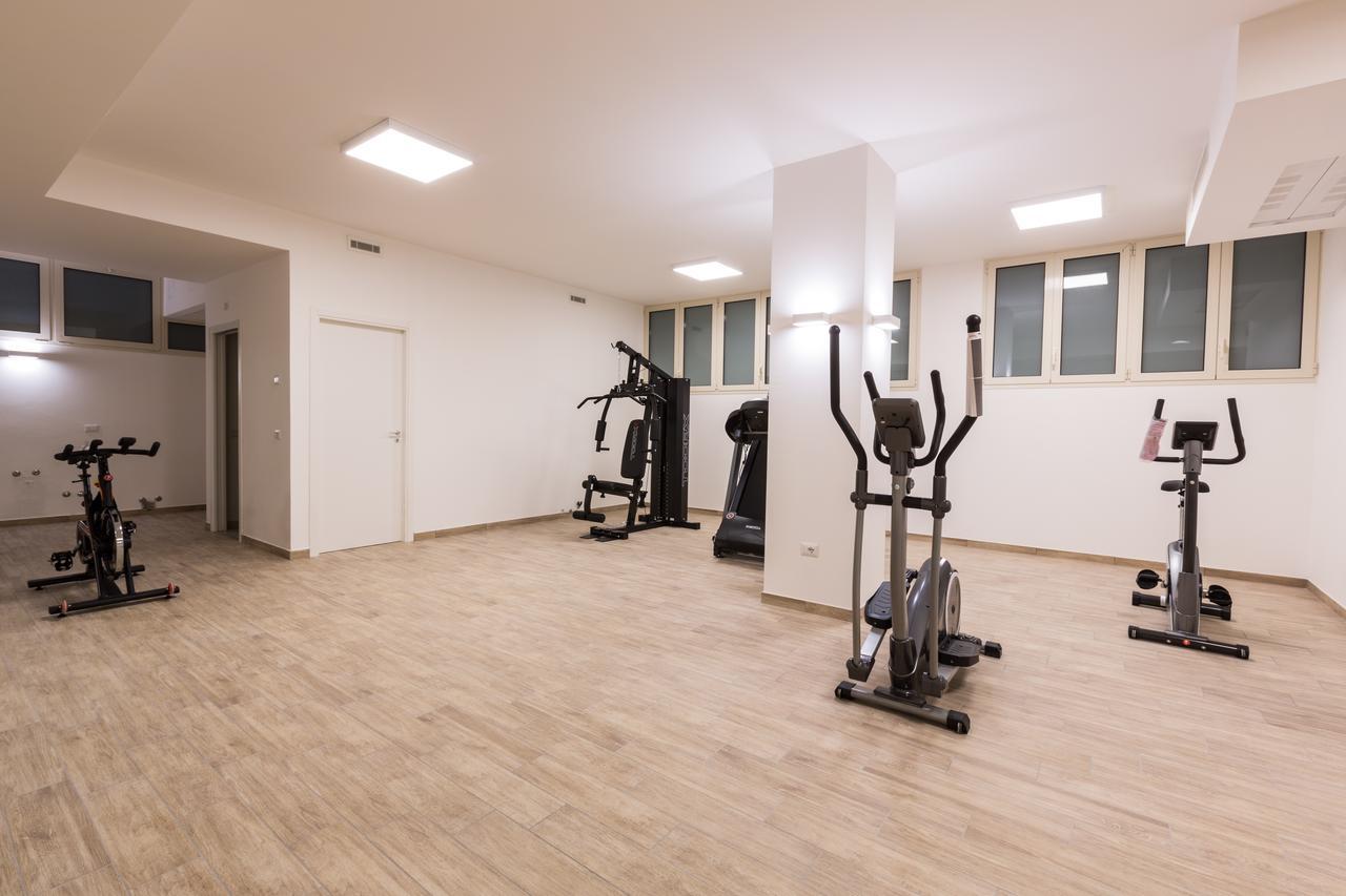 Residence Perla Verde Riccione Dış mekan fotoğraf