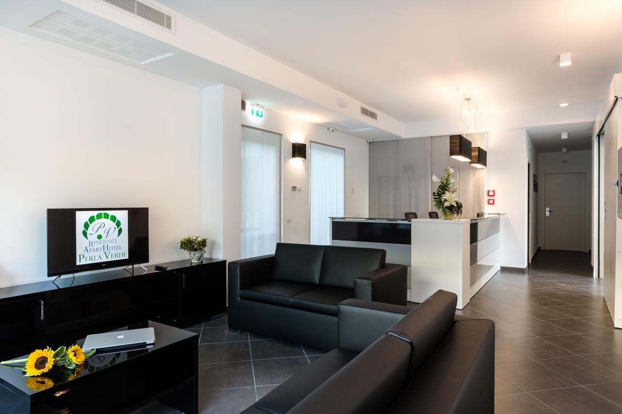 Residence Perla Verde Riccione Dış mekan fotoğraf