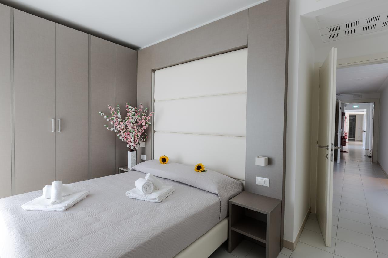 Residence Perla Verde Riccione Dış mekan fotoğraf