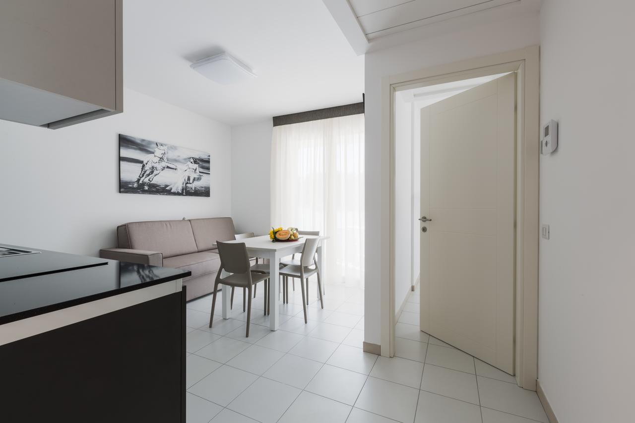 Residence Perla Verde Riccione Dış mekan fotoğraf